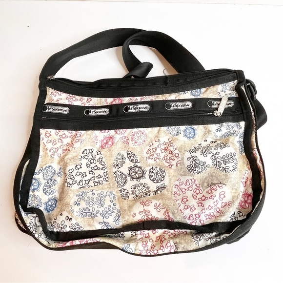LeSportsSac | Vintage Deluxe Crossbody Shoulder Satchel Hearts Flowers + Pouch - Picture 2 of 10